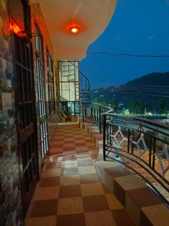 Oyo Home Mystic Home Kasauli Exterior photo