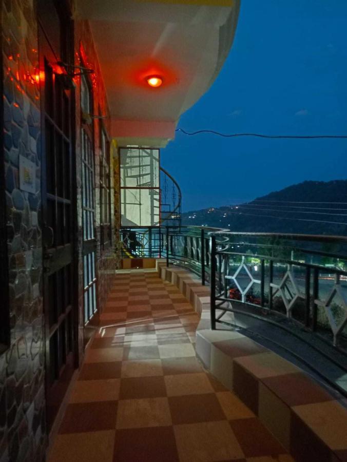 Oyo Home Mystic Home Kasauli Exterior photo